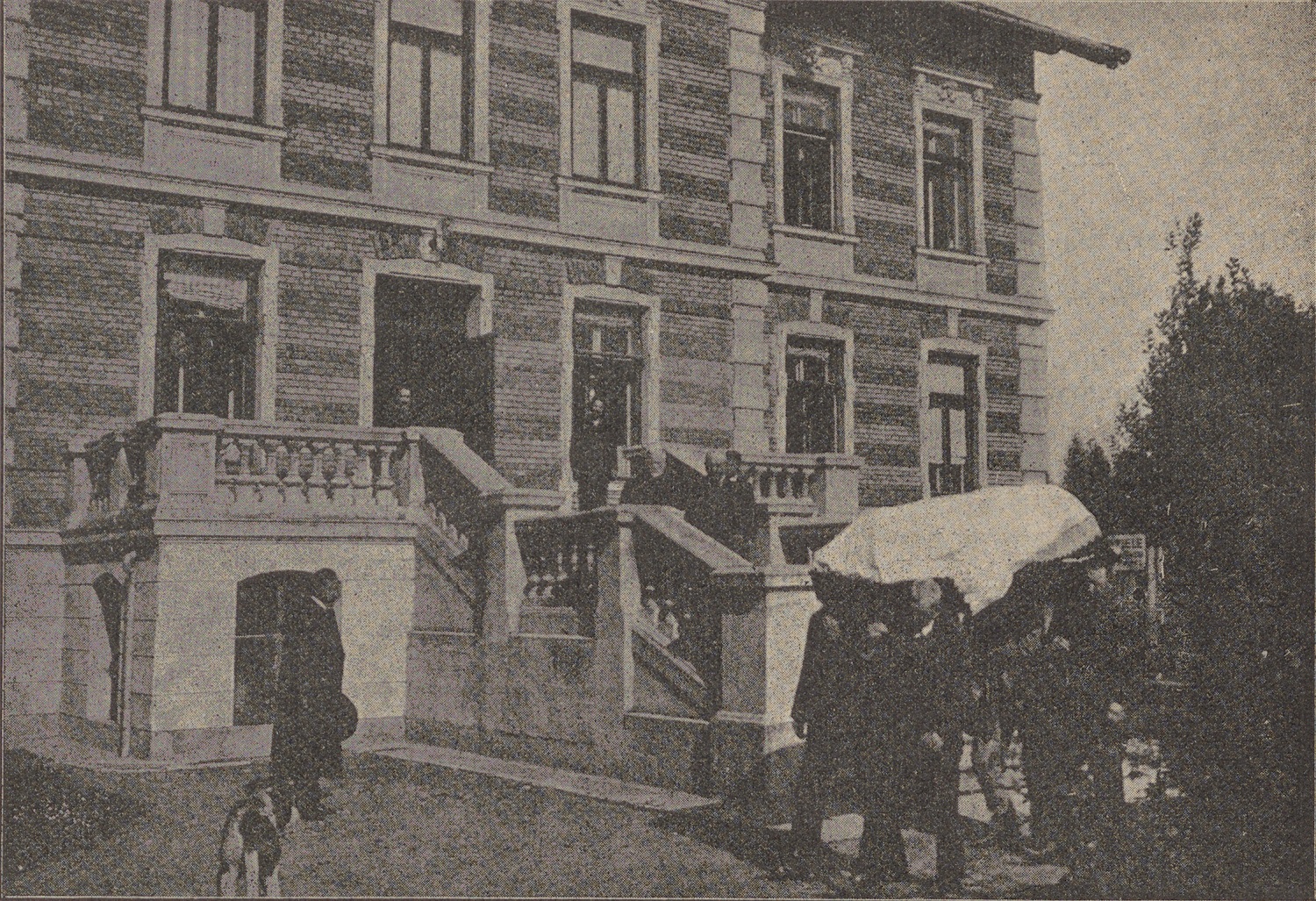 Coffin is taken out of the Kisielki institution